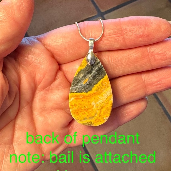 Bumblebee jasper pendant with sterling silver chain - Picture 5 of 5